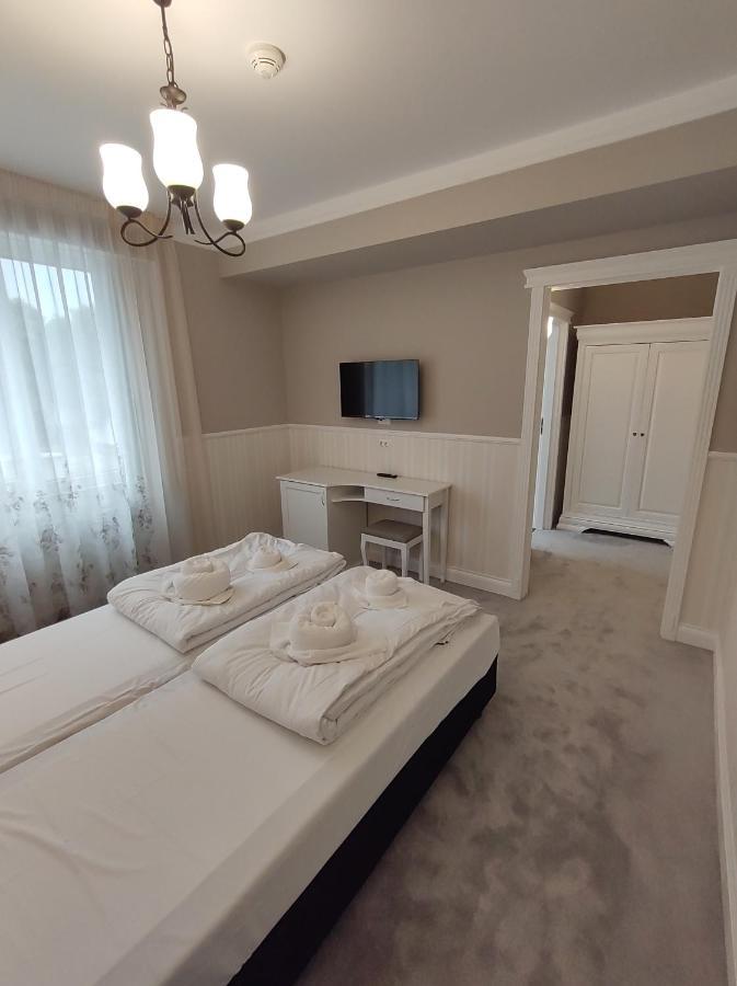 Fanea Hotel *